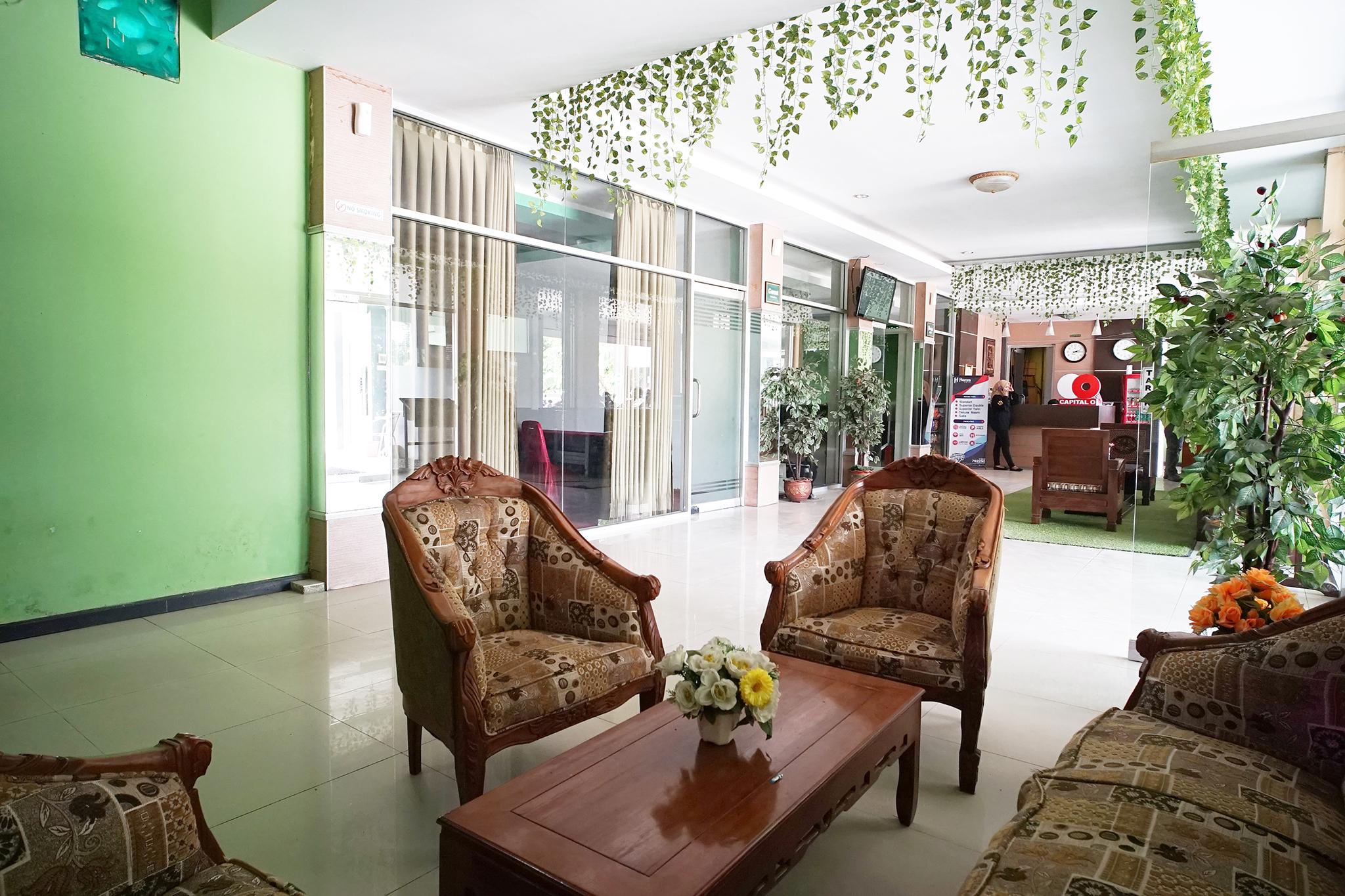 Capital O 2885 Hemra Hotel Balikpapan  Buitenkant foto