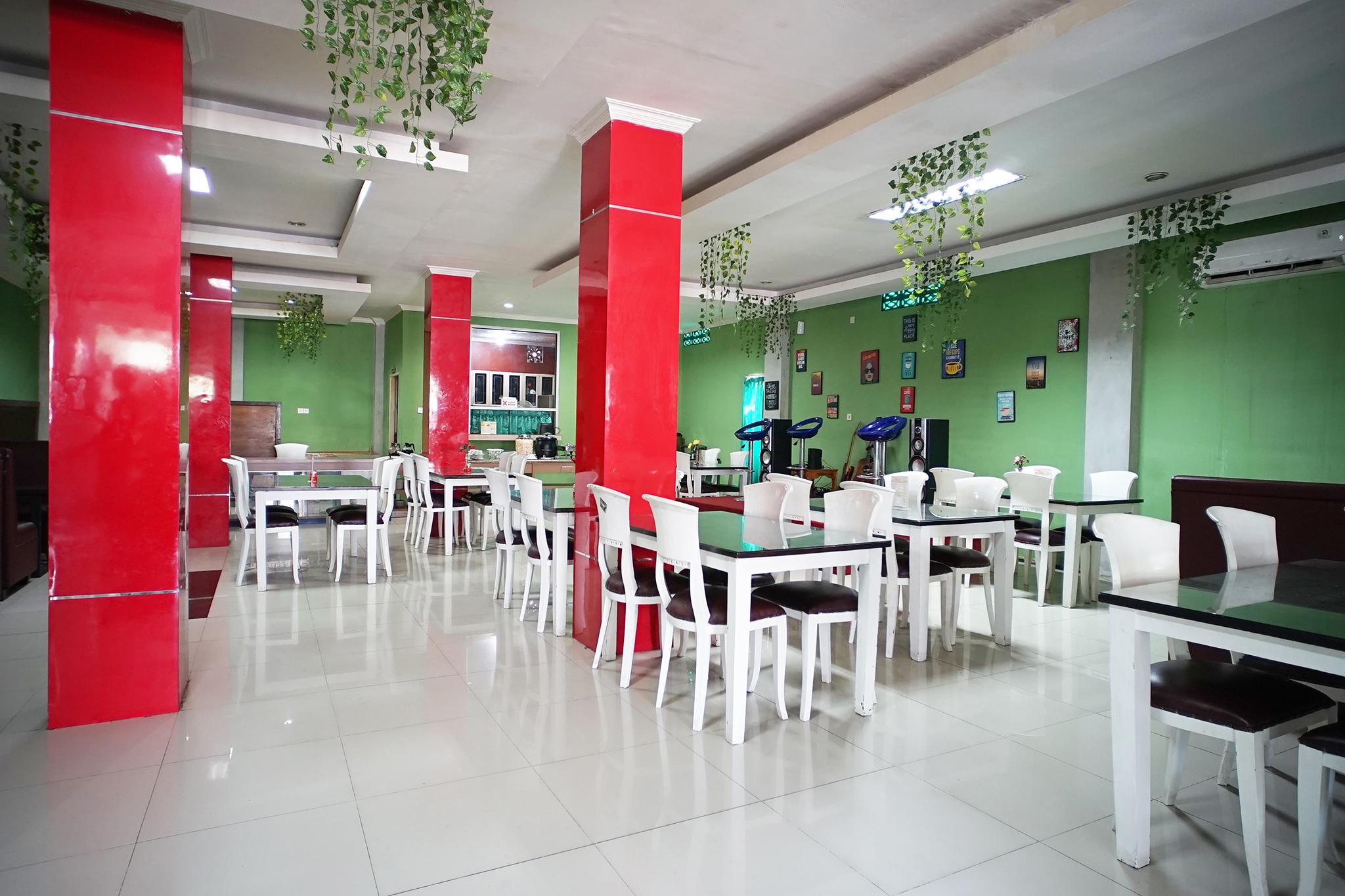 Capital O 2885 Hemra Hotel Balikpapan  Buitenkant foto
